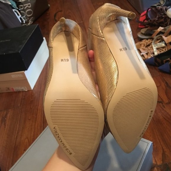 NEW* BCBGMAXAZRIA Runway Cara Bootie Gold Metallic Color Size 6.5 $375 - Picture 6 of 7